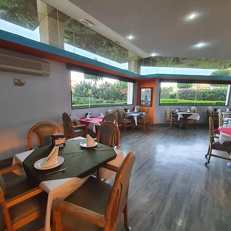 Hotel Alcampo Miranda エクステリア 写真