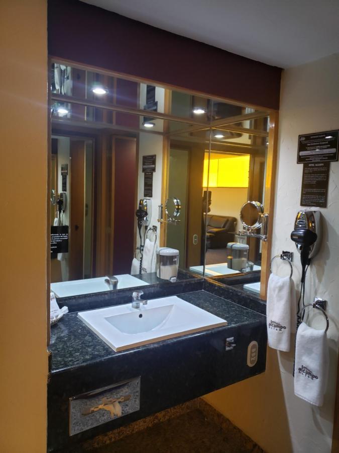 Hotel Alcampo Miranda エクステリア 写真