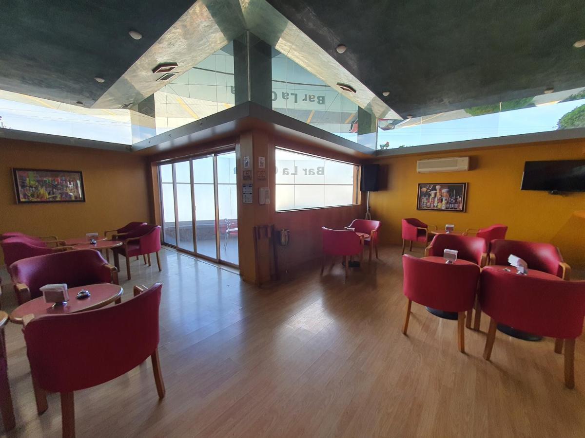 Hotel Alcampo Miranda エクステリア 写真