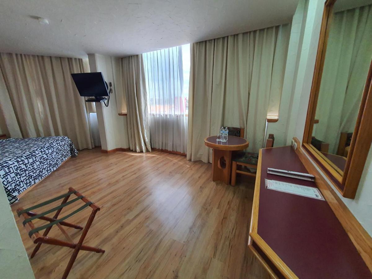 Hotel Alcampo Miranda エクステリア 写真